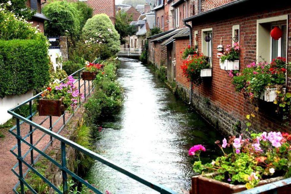 Le Clos Saint Vincent Manneville-ès-Plains Eksteriør bilde